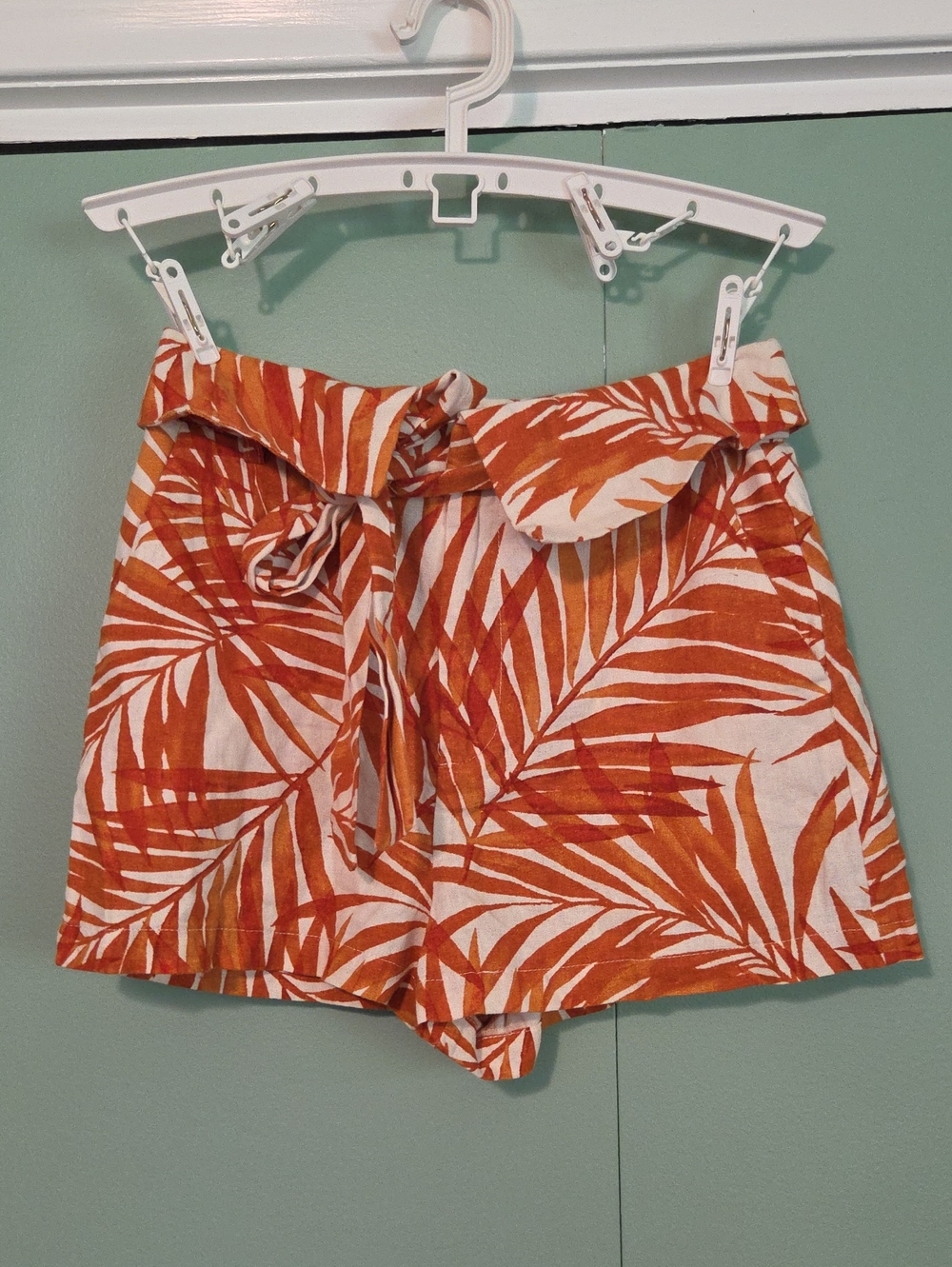 Forever 21 High-Waist Tropical Print Paperbag Shorts Orange And White Size Small